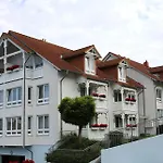 Appartementhaus Binzer Sterne 28 * Binz
