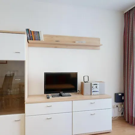 Appartementhaus Binzer Sterne 28 * Binz